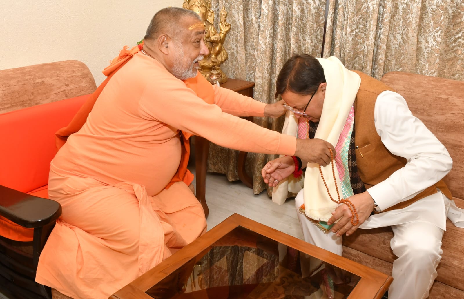 मुख्यमंत्री पुष्कर सिंह धामी ने हरिद्वार में ‘संत सम्मेलन’ में किया प्रतिभाग