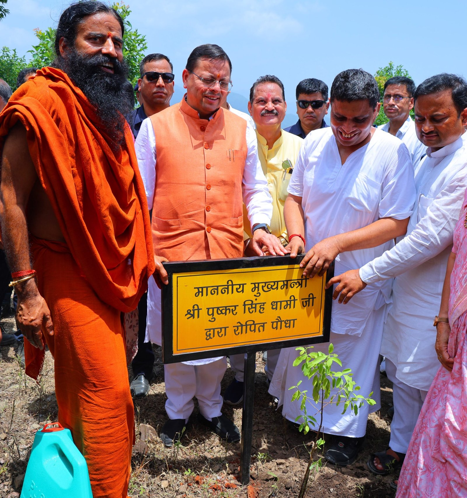 हरेला पर्व पर मालाग्राम पहुंचे मुख्यमंत्री, सघन पौधरोपण कर दिया हरित संरक्षण का संदेश
