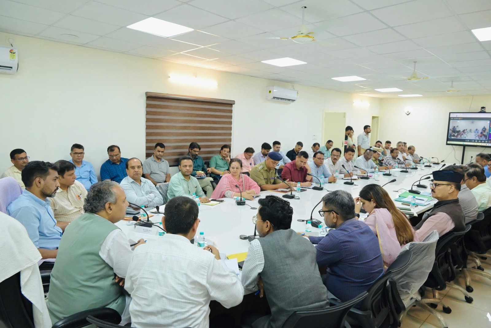 मानसून अवधि में आपदा तैयारी को लेकर राज्य आपदा प्रबंधन सलाहकार समिति के उपाध्यक्ष विनय रुहेला ने की समीक्षा, अधिकारियों को दिए आवश्यक दिशा-निर्देश